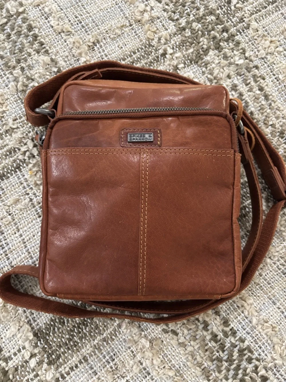 Spikes &‎ Sparrow Saddle Brown Leather Crossbody Bag NWOT Unisex